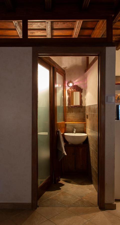 Apartament Casa Vibrisse Turyn Zewnętrze zdjęcie